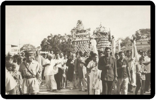 Ashura Procession in Tulear Year 1950.jpeg